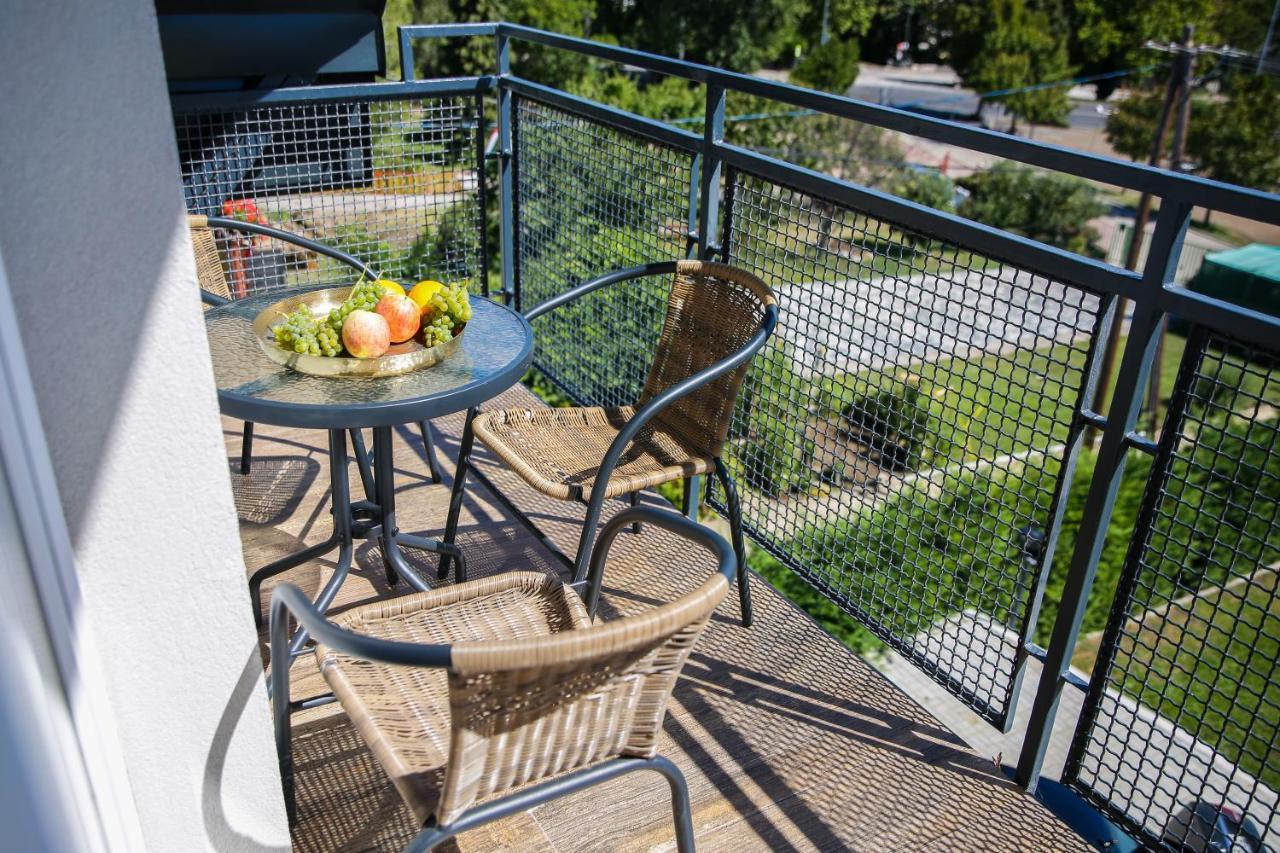 Balkon Apartmanhaz Panzio Balatonfüred Εξωτερικό φωτογραφία