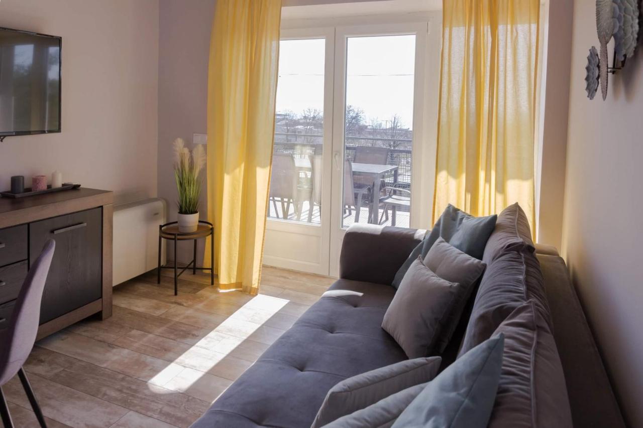 Balkon Apartmanhaz Panzio Balatonfüred Εξωτερικό φωτογραφία