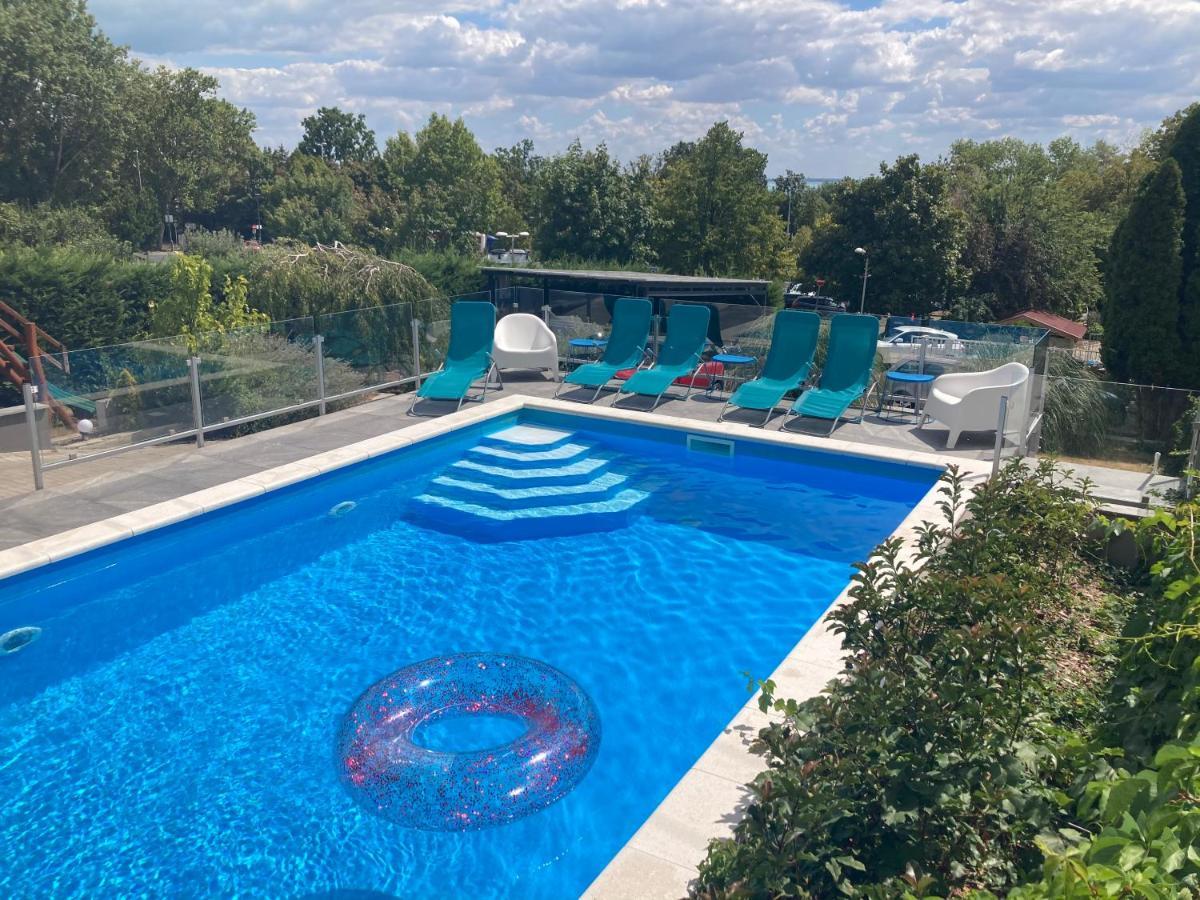 Balkon Apartmanhaz Panzio Balatonfüred Εξωτερικό φωτογραφία